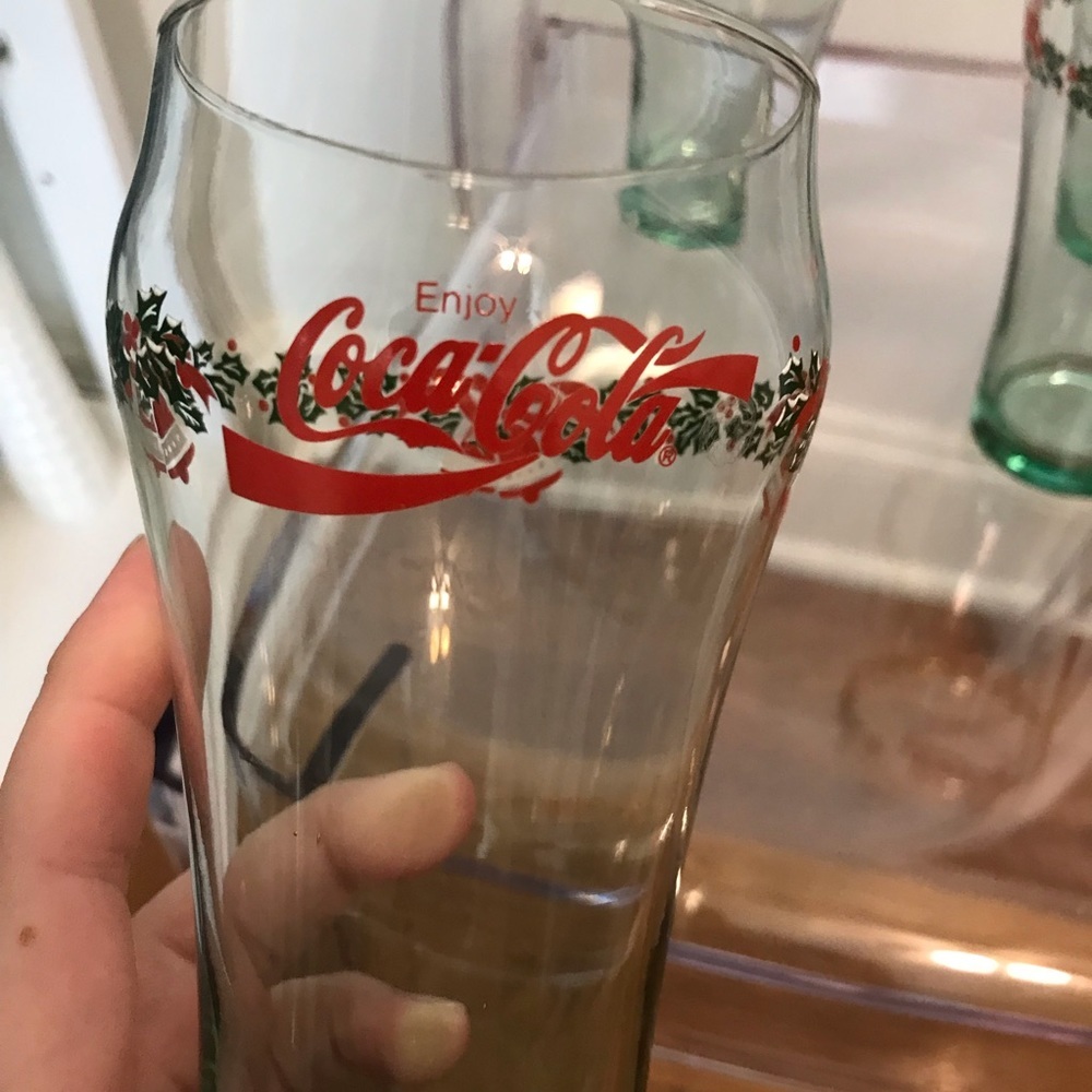 Vintage Coca Cola Glasses 4 Christmas Holiday Winter Holly Bells red green - Picture 3 of 6